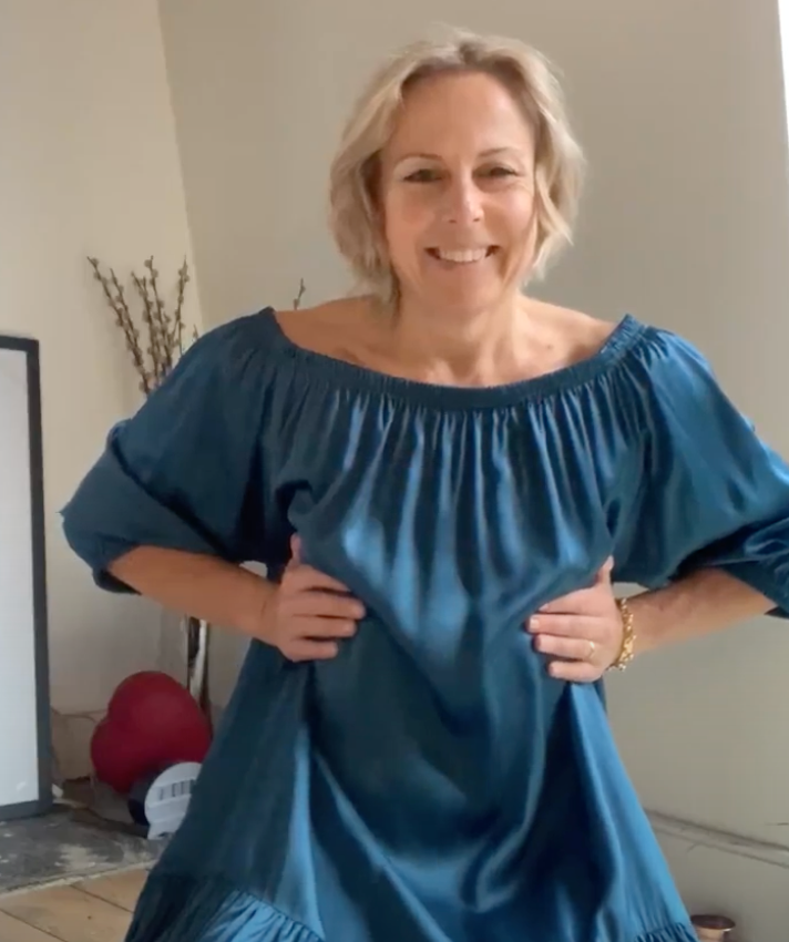 rebecca wearing ausus in true teal